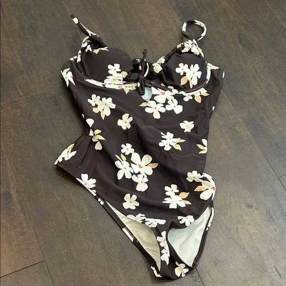NEW Blossom Haze Floral One-Piece Swimsuit - Picture 1 of 3